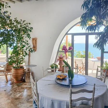 Fully Catered In Cycladic In Posidonia, Greece *