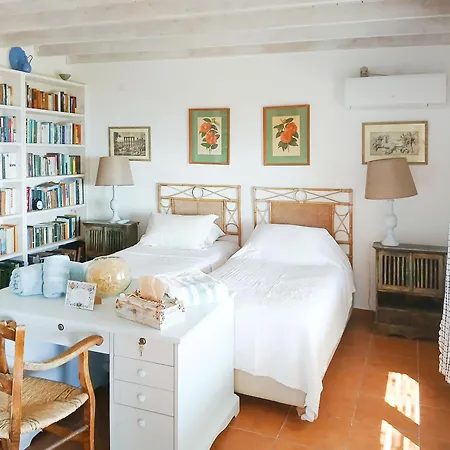 Fully Catered In Cycladic In Posidonia, Greece Posidhonía