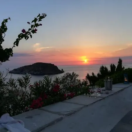 Fully Catered In Cycladic In Posidonia, Greece Posidhonía
