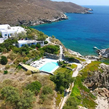 Fully Catered In Cycladic In Posidonia, Greece