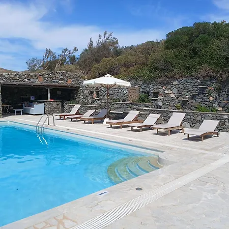 Fully Catered In Cycladic In Posidonia, Greece *
